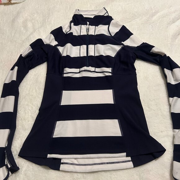 Lululemon Run Switch Back 1/2 Zip Size 6 - Picture 3 of 4
